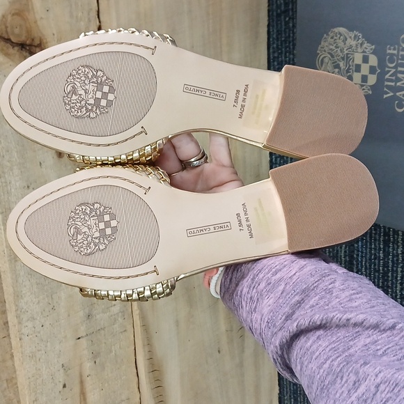 Vince Camuto Meren Woven Metallic Sandals In Gold 7.5M - Picture 5 of 8